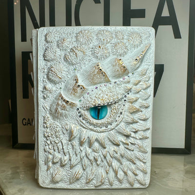 White 3D Handmade Dragon Eye Notebook with Replacement Pack Retro Dragon Eye Notebook Diary Crafts Handmade 3D Relief Dragon Diary High Quality Resin Crafts Desktop Decoration Gift