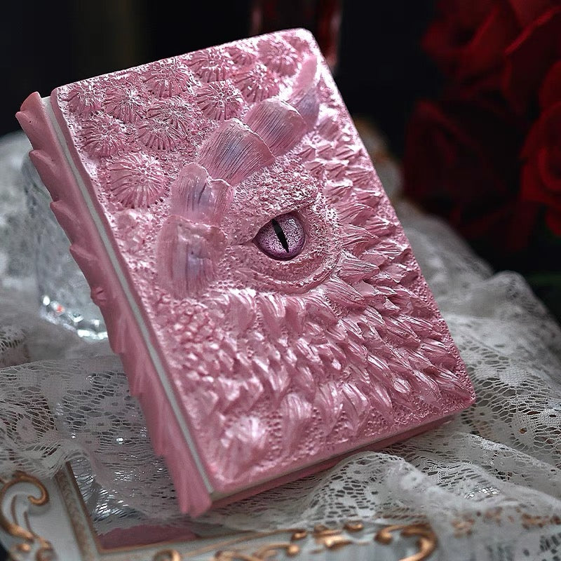 Cuaderno de ojo de dragón hecho a mano en 3D rosa con paquete de repuesto Cuaderno de ojo de dragón retro Manualidades Diario de dragón en relieve 3D hecho a mano Artesanía de resina de alta calidad Regalo de decoración de escritorio